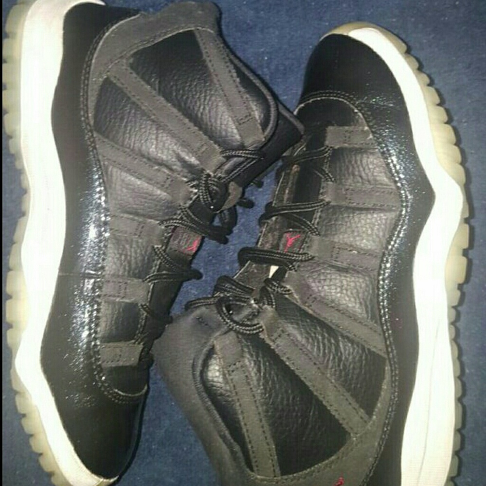 Air Jordan 11 xi PS retro bred 378039-002 size 3
